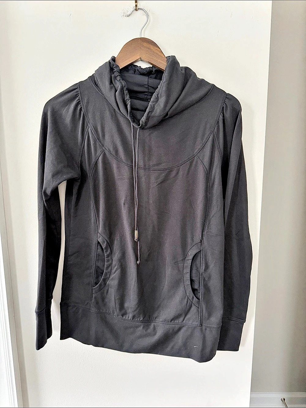 prAna Women's Black Hooded Pullover Size Medium